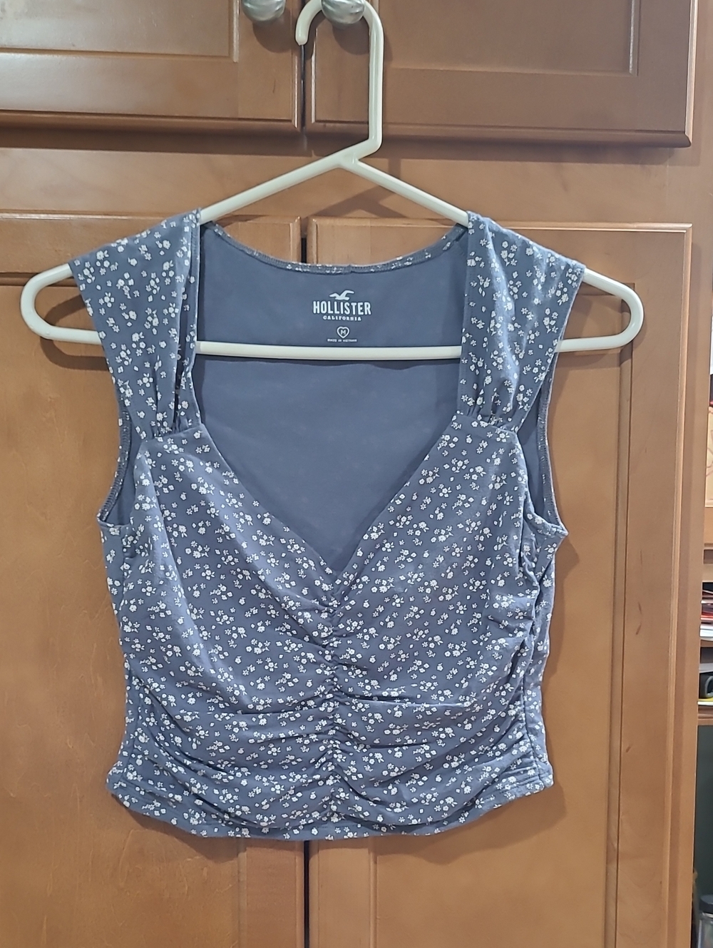 Hollister Dusty Blue Floral Ruched V-Neck Tank